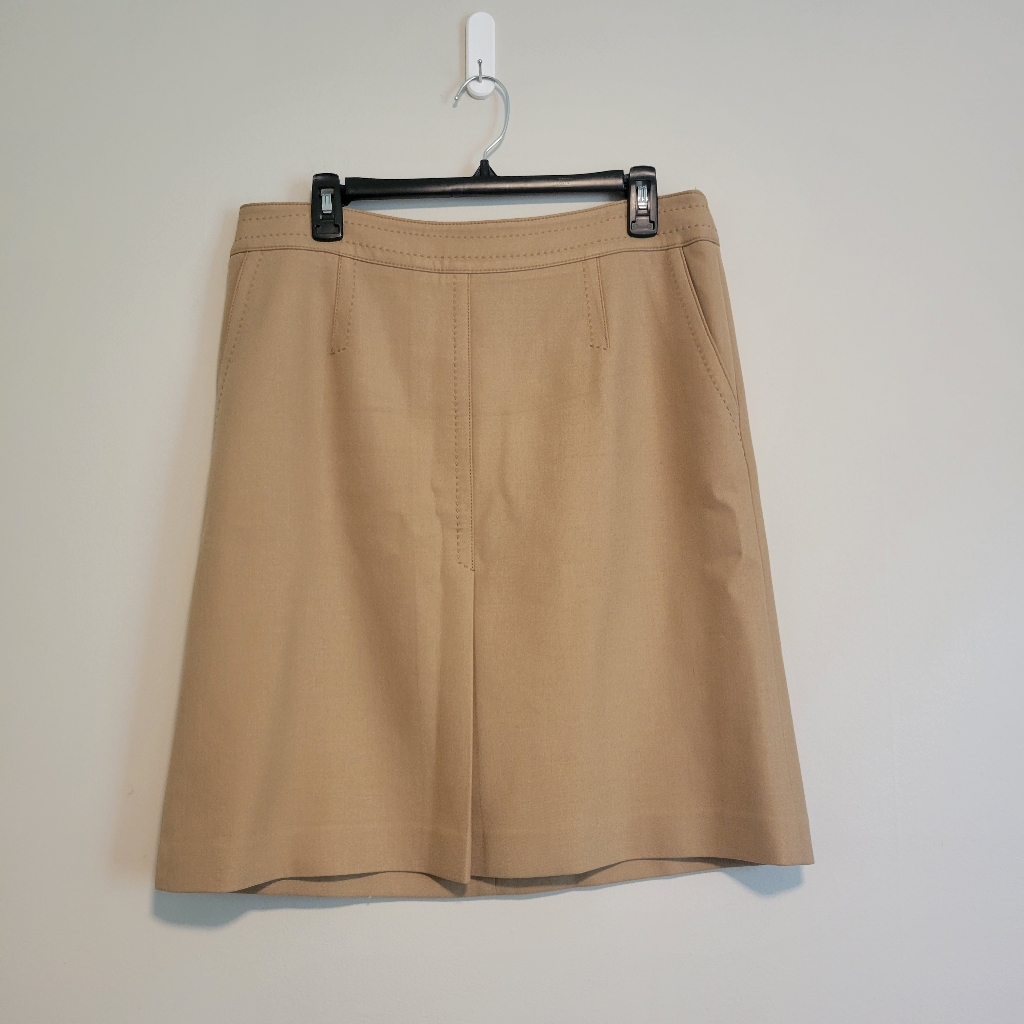 Loff Classic Tan Women's Skirt Size 10